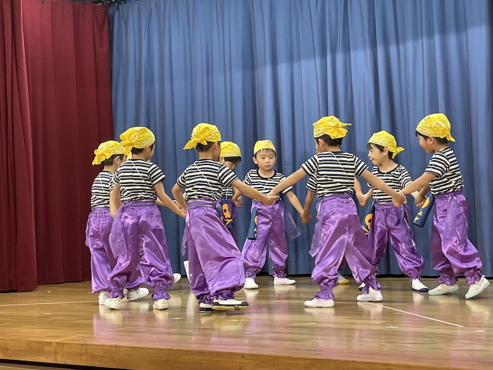 ChristmasCelebration20251218-8HP