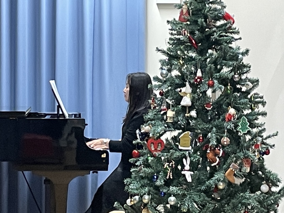 ChristmasWorship20251211-5HP